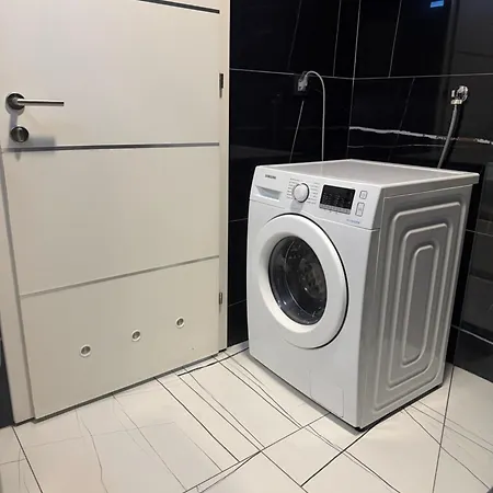 Apartman Le President *